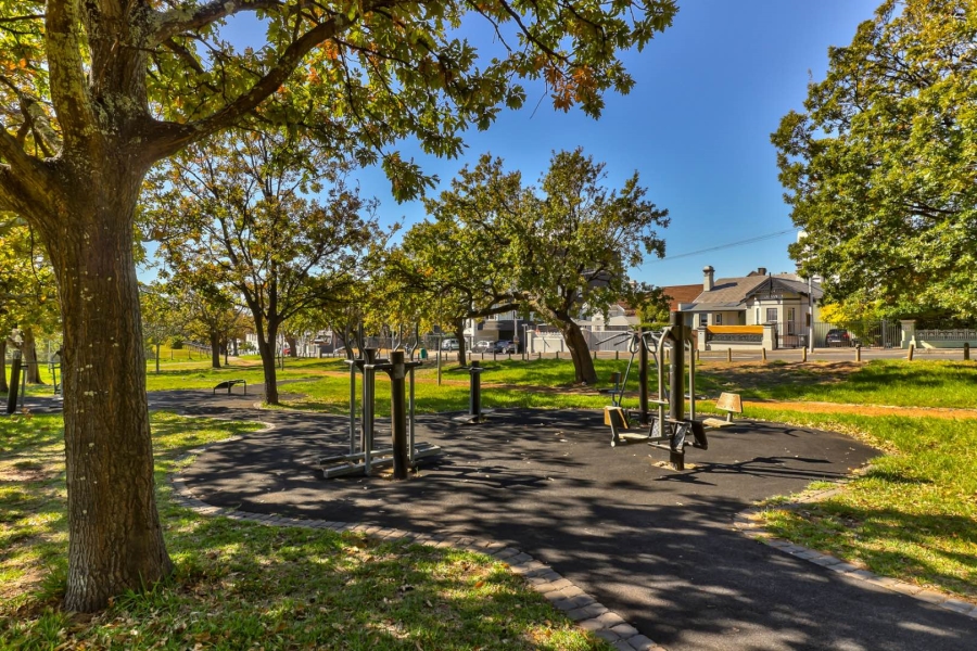 To Let 2 Bedroom Property for Rent in Oranjezicht Western Cape